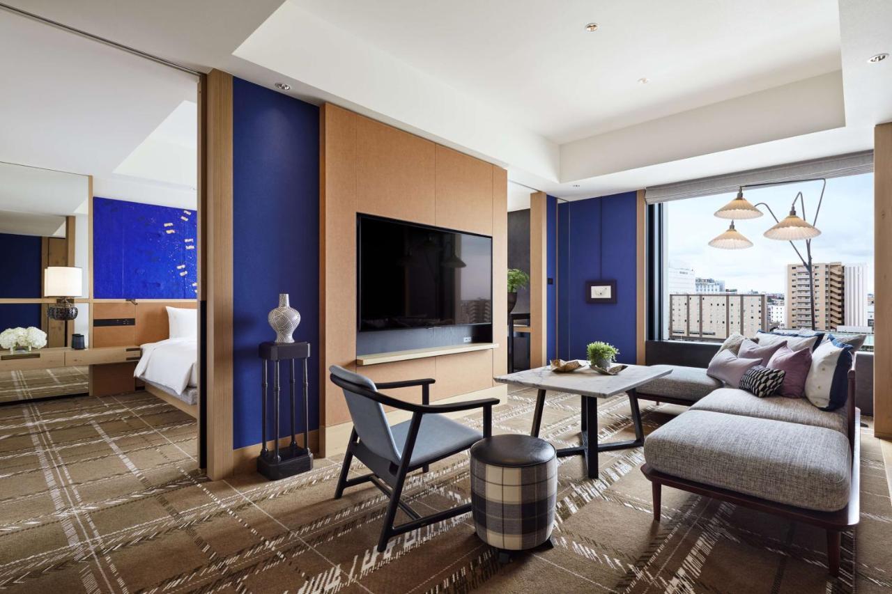 Hyatt Centric Kanazawa Exteriör bild A suite at the hotel